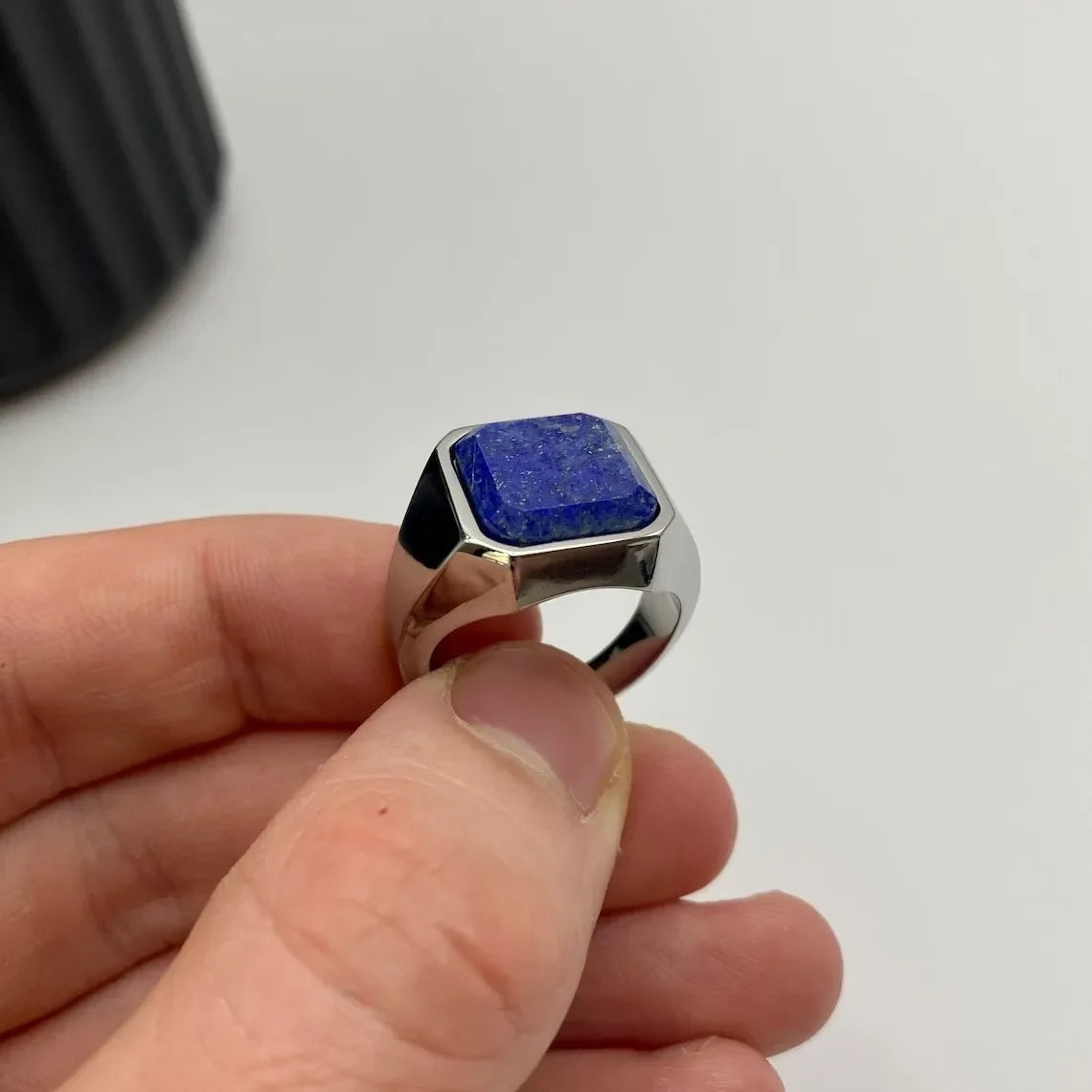 Cuore d’Azzurro — Anello Uomo con Lapislazzuli Naturale