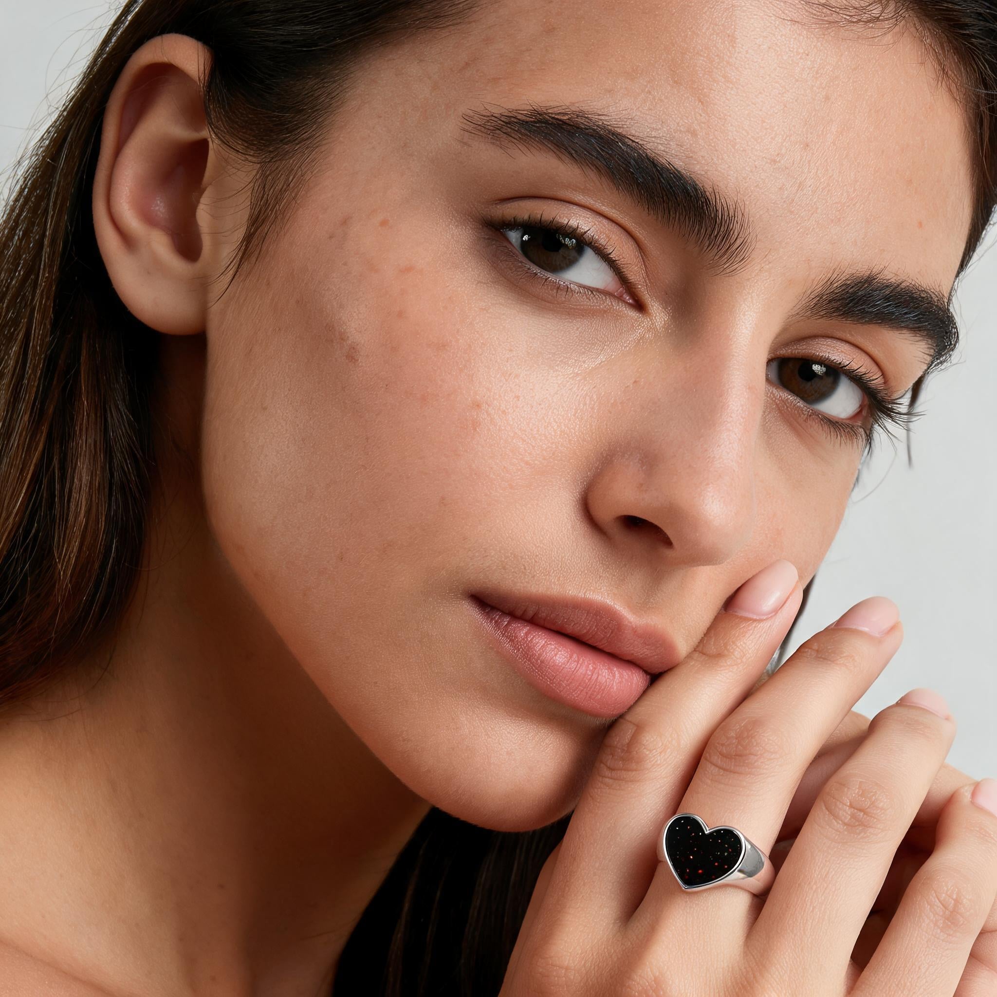 Anello Cuore — Argento 925, Purezza e Luce