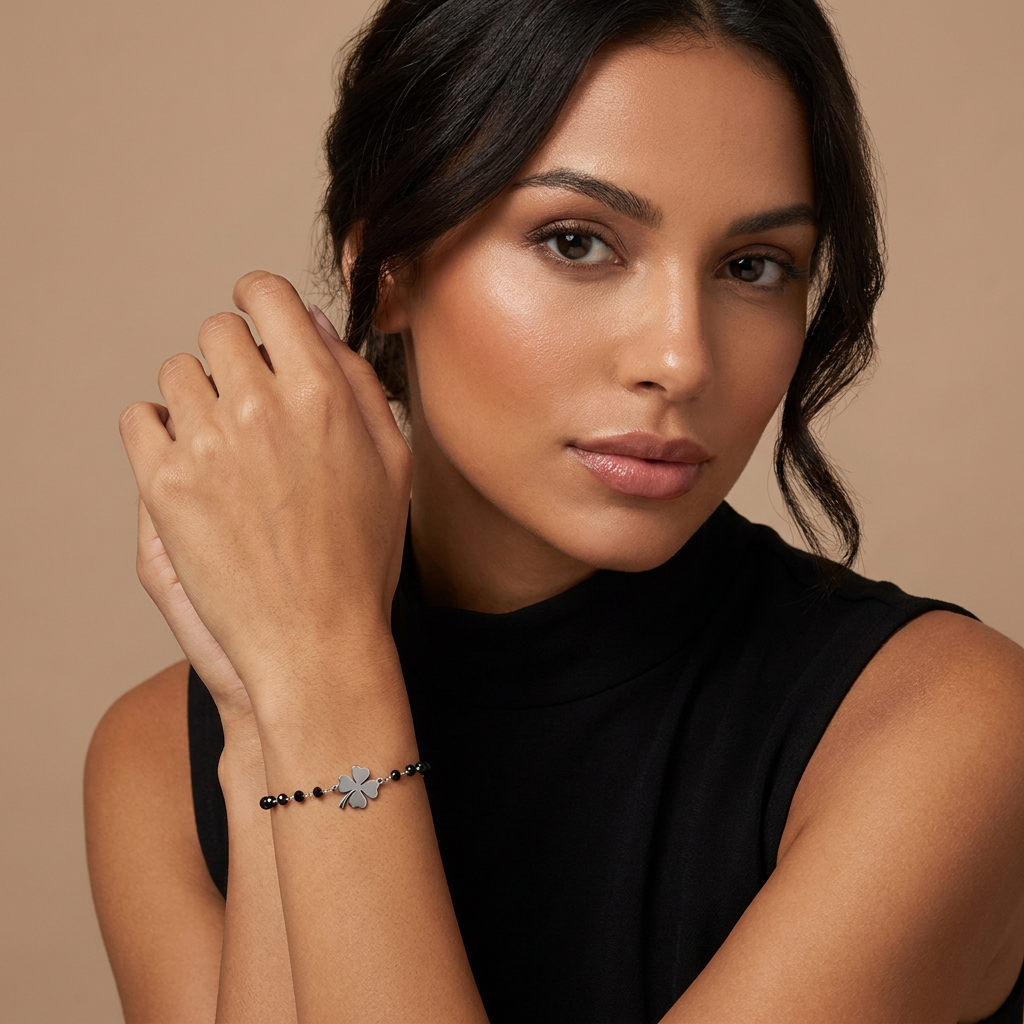 Bracciale "Quadrifoglio di Notte" — Porta con te un desiderio fortunato