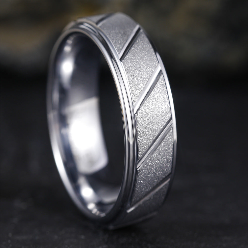 Eleganza Robusta: L’Anello Frosted in Acciaio Tungsteno