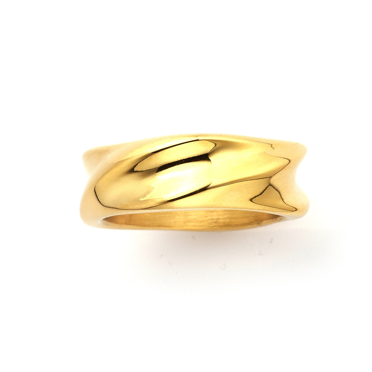 Anello “Onde di Carattere” — Stile essenziale, impatto immediato