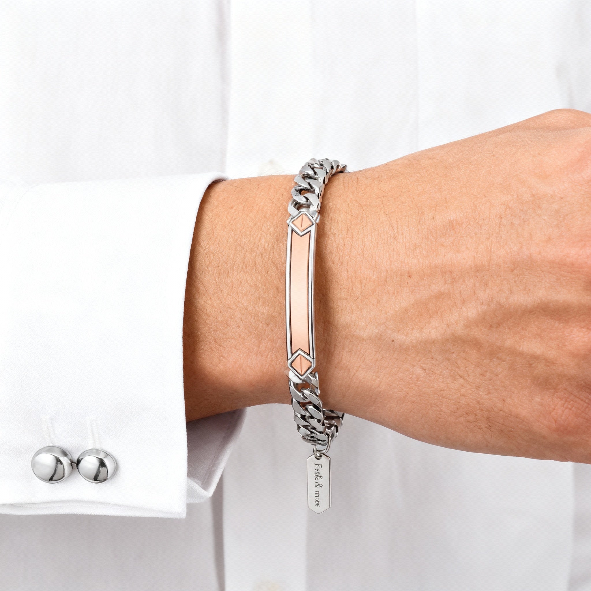 Nodo Lunare" – Bracciale Sailormoon in acciaio bicolore con placchetta geometrica