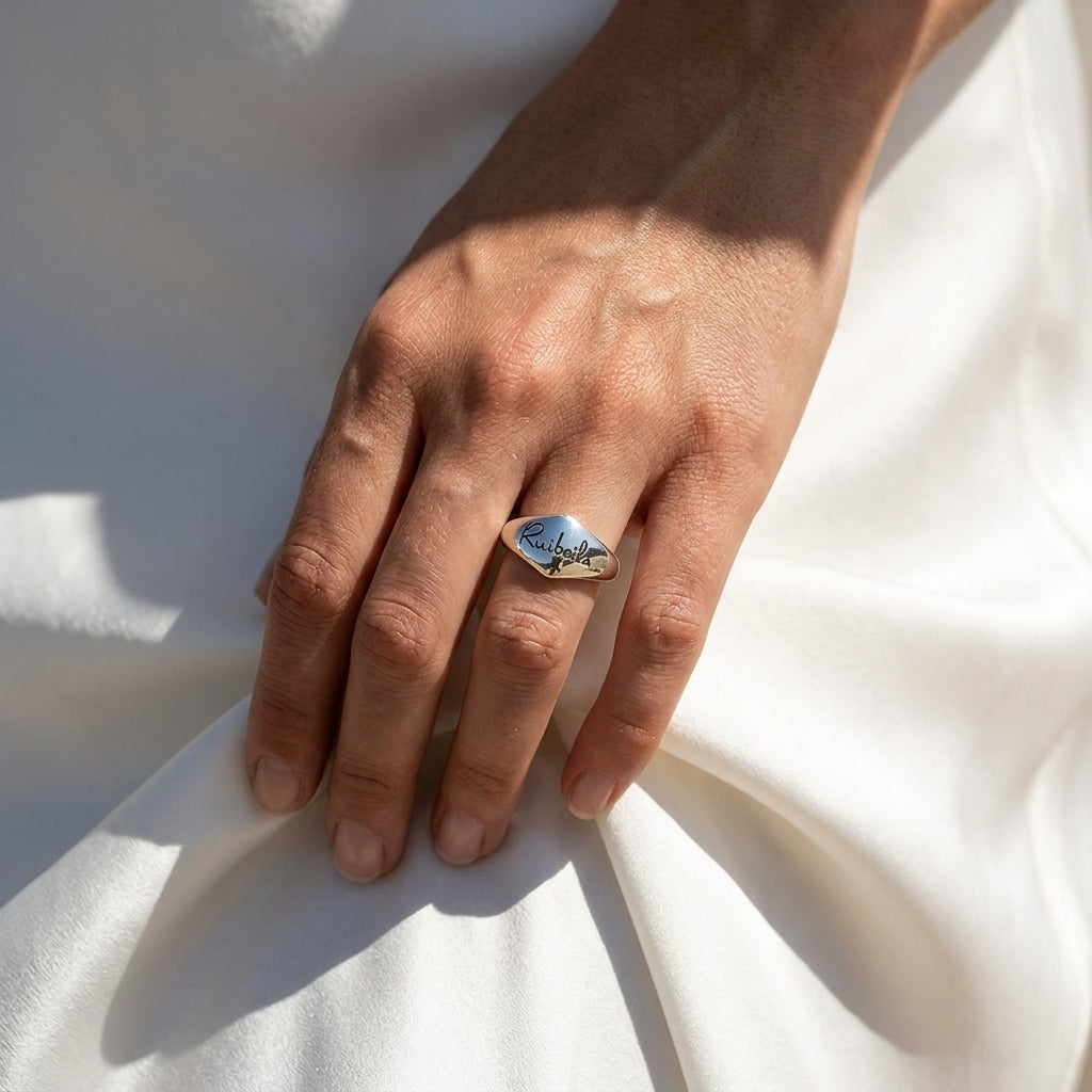L’Anello che Piega la Luce alla Tua Volontà
