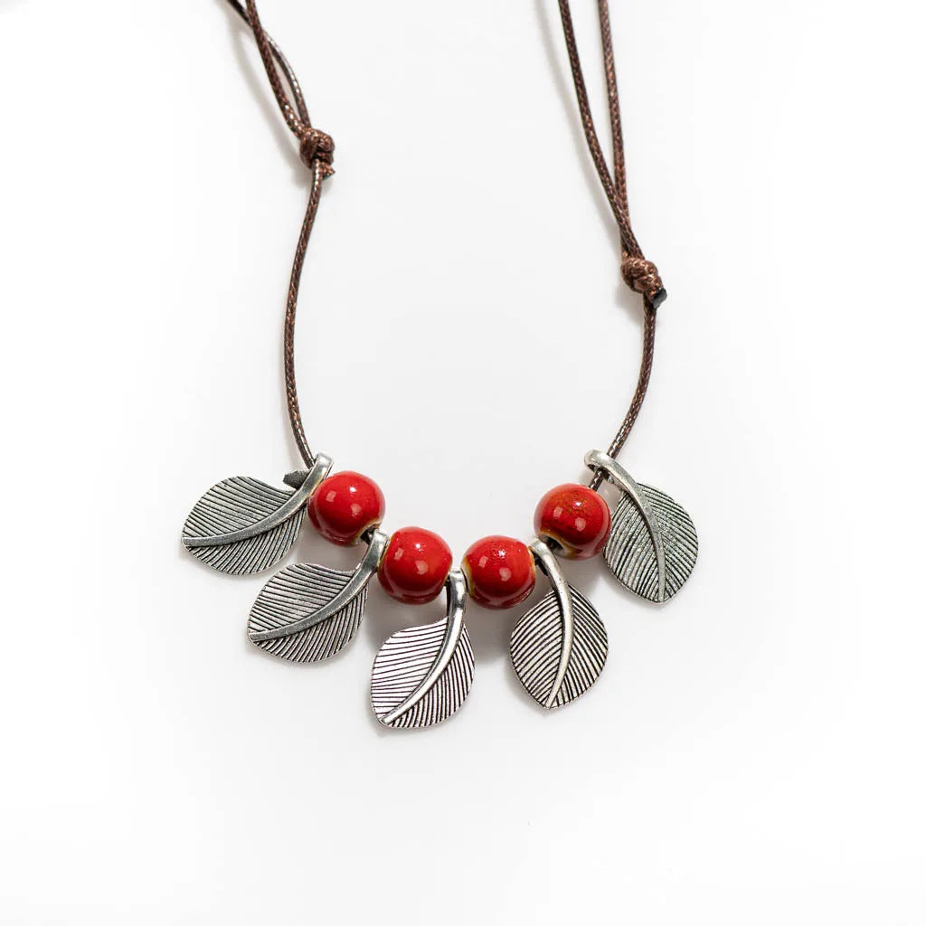 Collana Foglia Boho Artigianale